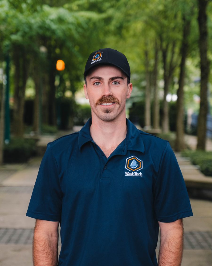 Aidan Bar-Lev-Wise, founder of WashTech